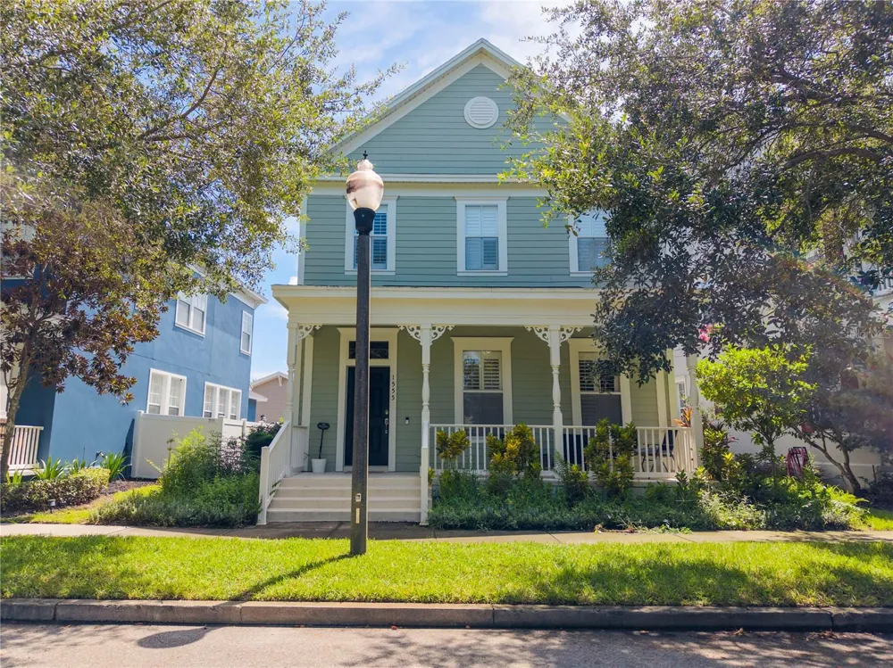 1555 HANKS AVENUE Orlando, FL 32814