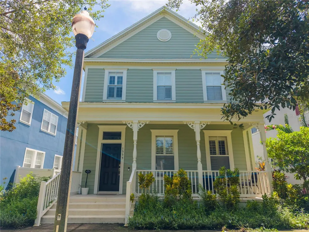 1555 HANKS AVENUE Orlando, FL 32814