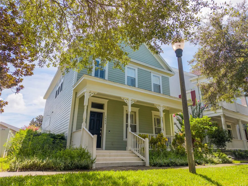 1555 HANKS AVENUE Orlando, FL 32814