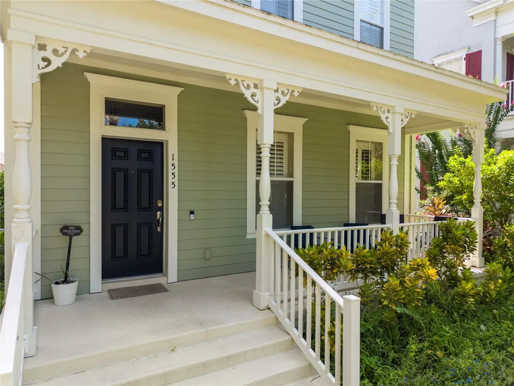 1555 HANKS AVENUE Orlando, FL 32814