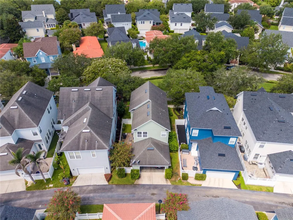 1555 HANKS AVENUE Orlando, FL 32814