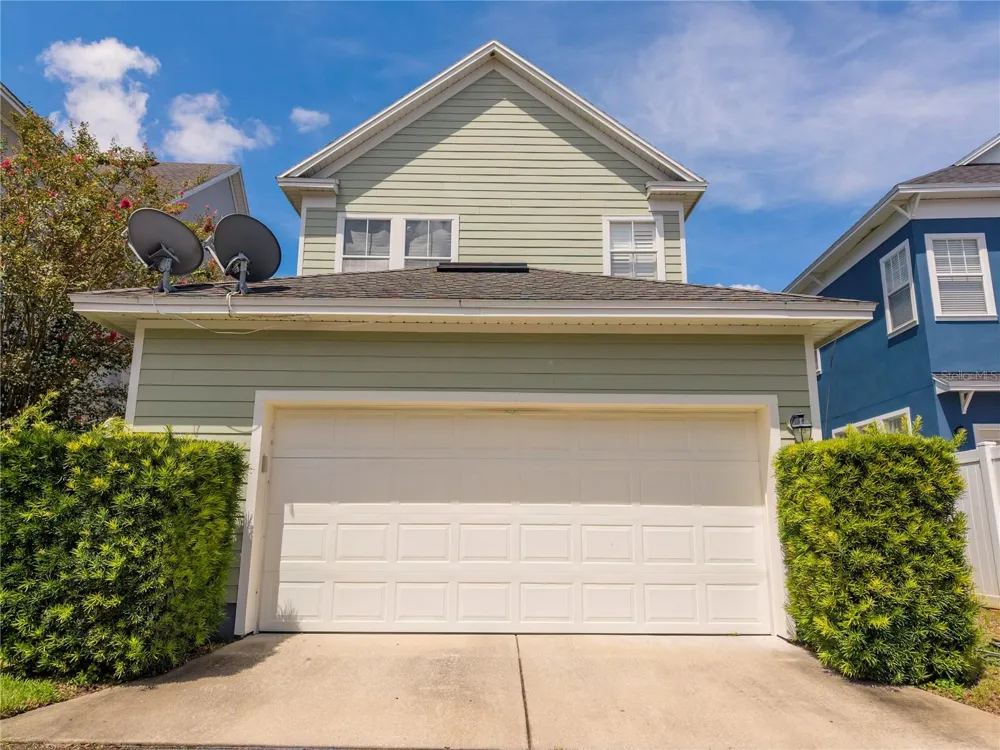 1555 HANKS AVENUE Orlando, FL 32814