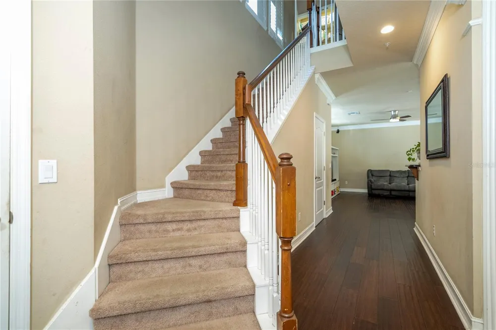 1555 HANKS AVENUE Orlando, FL 32814
