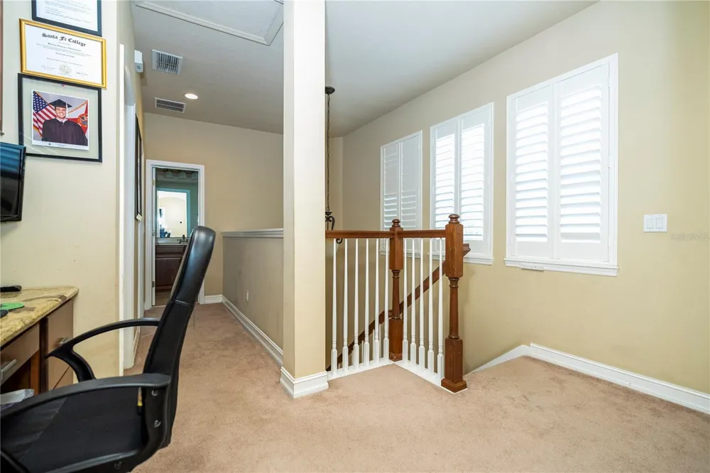 1555 HANKS AVENUE Orlando, FL 32814