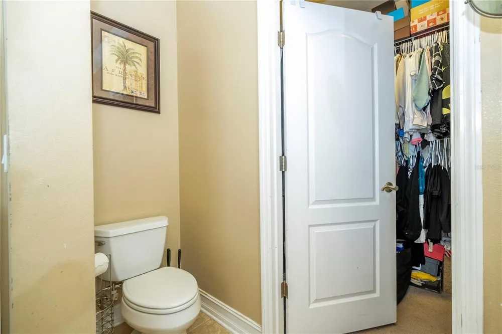 1555 HANKS AVENUE Orlando, FL 32814