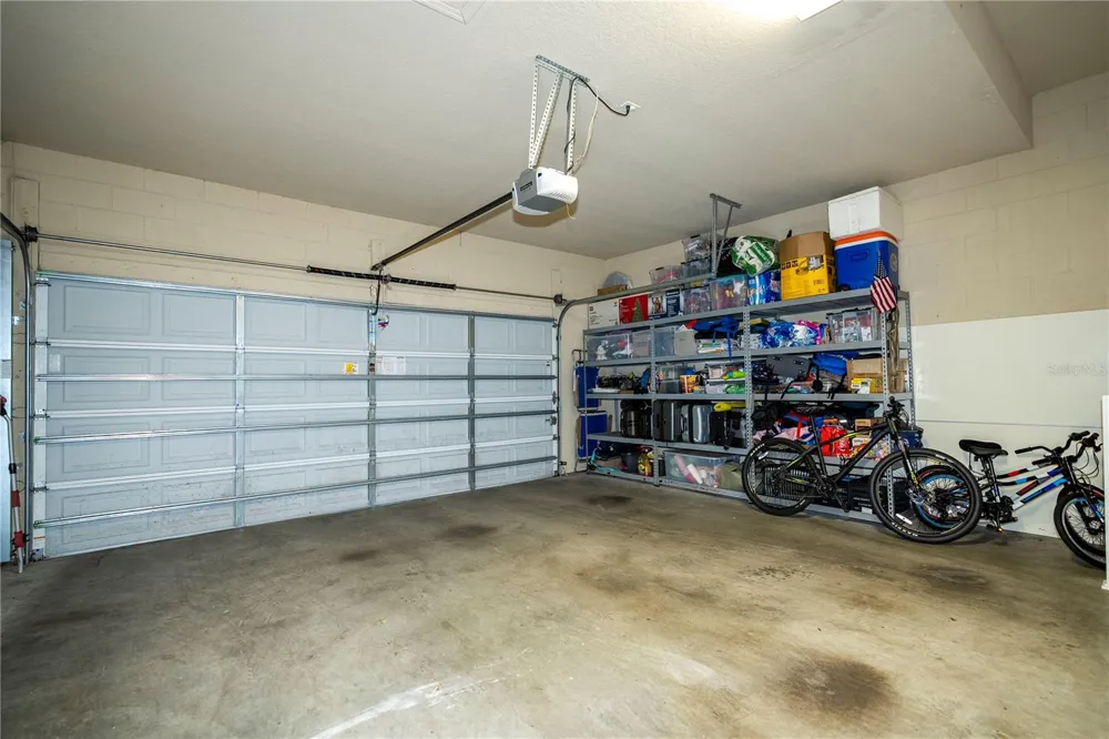 1555 HANKS AVENUE Orlando, FL 32814