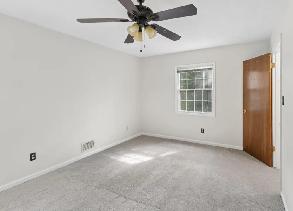 6342 Bell Haven Lane Riverdale, GA 30296