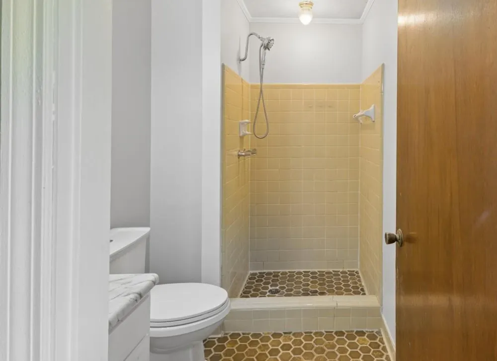 6342 Bell Haven Lane Riverdale, GA 30296