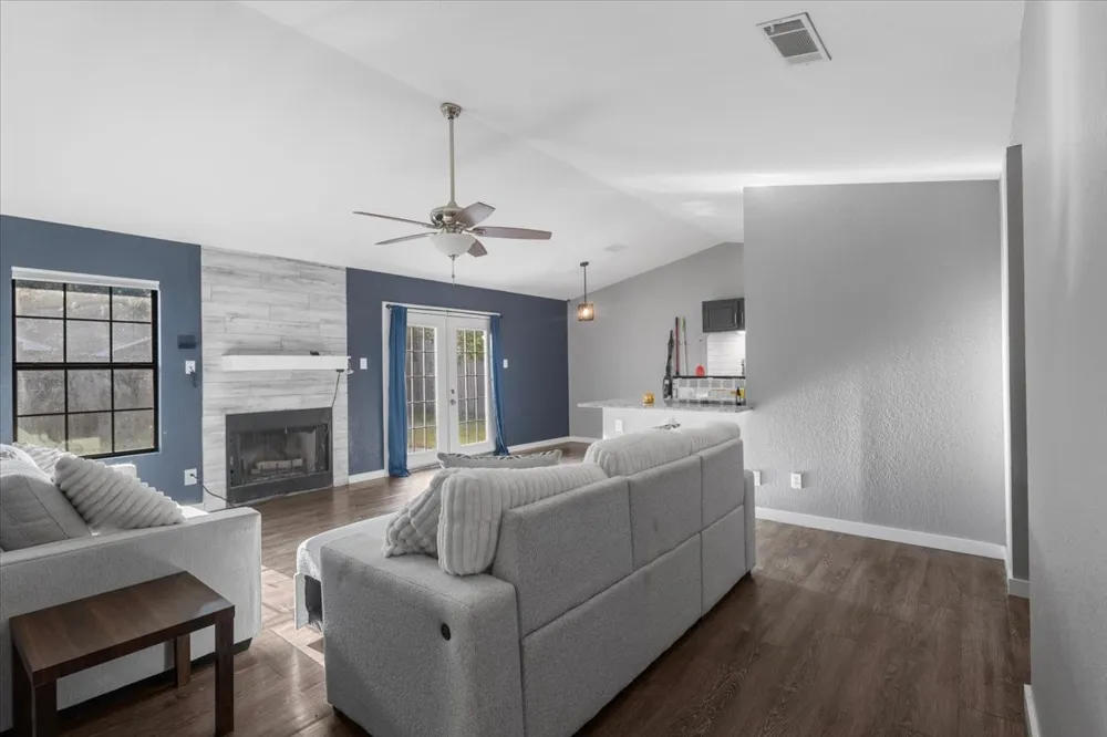 710 Southwood Drive Athens, TX 75751