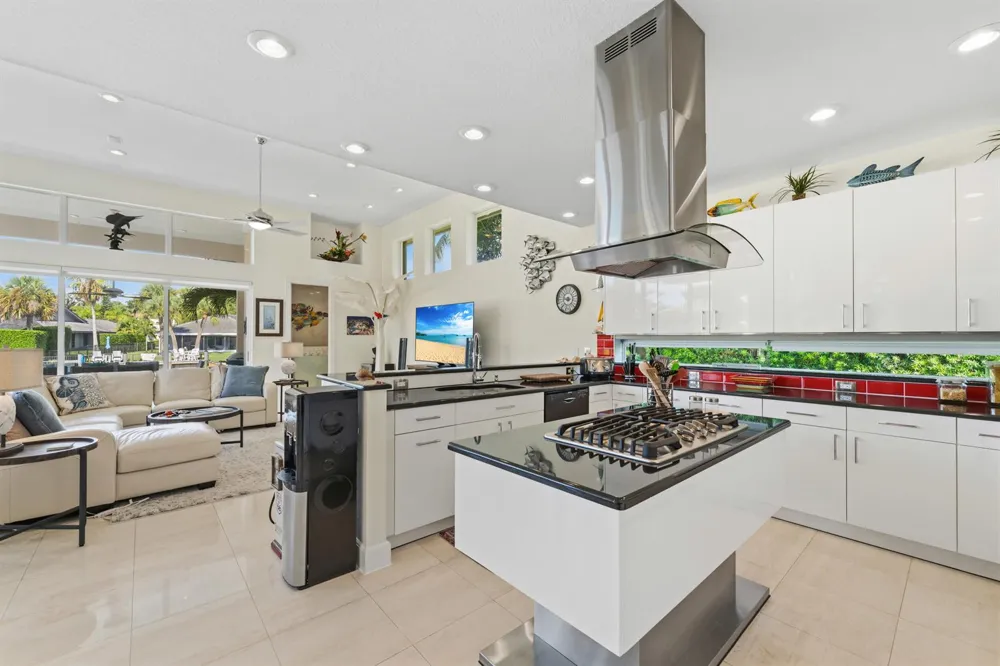 9 ISLAND ROAD Sewalls Point, FL 34996