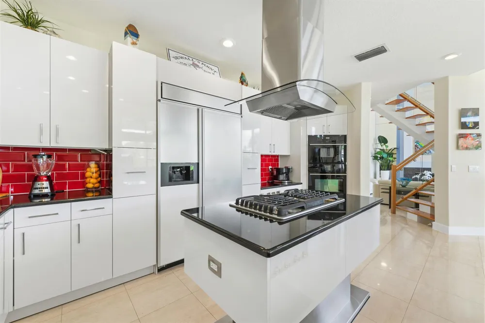 9 ISLAND ROAD Sewalls Point, FL 34996