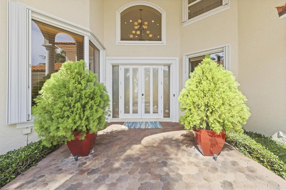 9 ISLAND ROAD Sewalls Point, FL 34996
