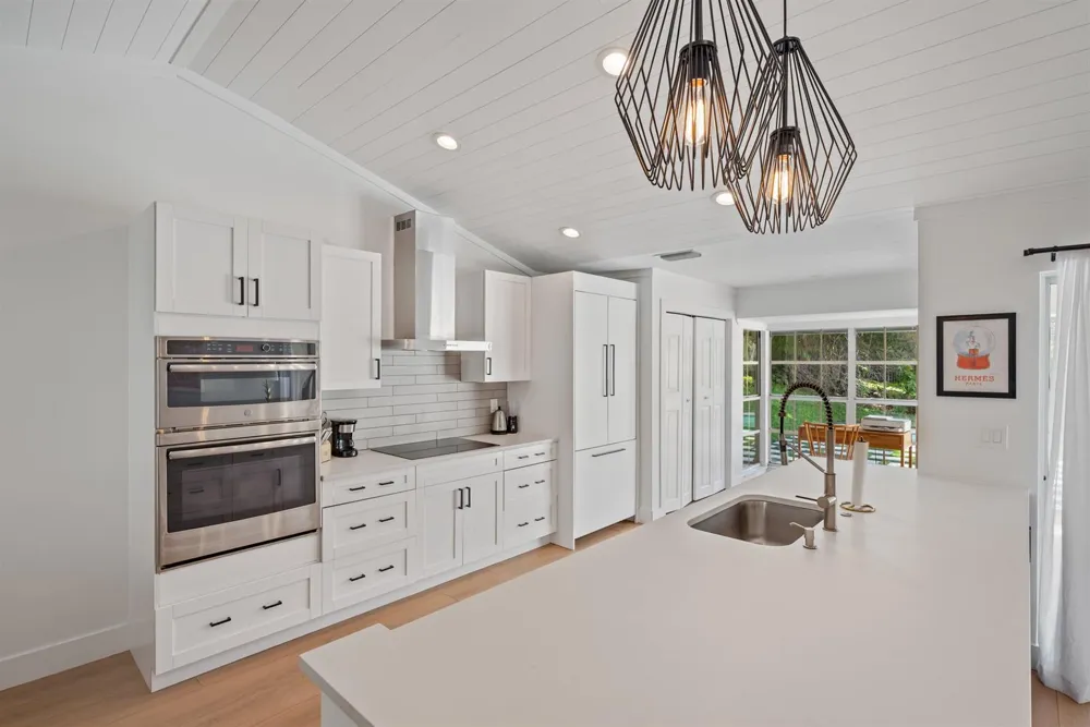 2236 Las Casitas Drive Wellington, FL 33414