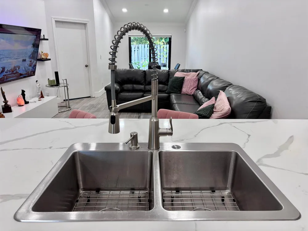 11173 NW 38TH PLACE Sunrise, FL 33351