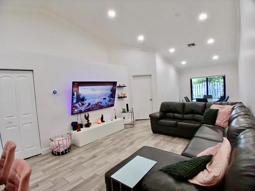 11173 NW 38TH PLACE Sunrise, FL 33351