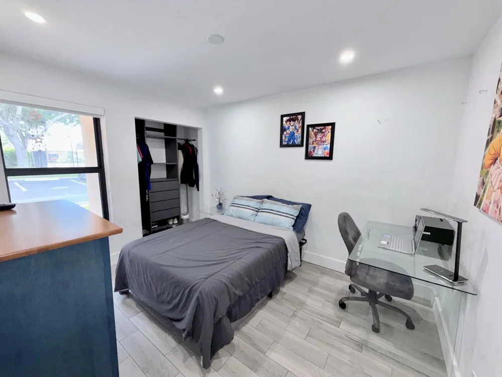 11173 NW 38TH PLACE Sunrise, FL 33351