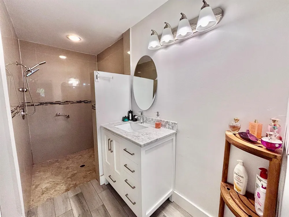 11173 NW 38TH PLACE Sunrise, FL 33351