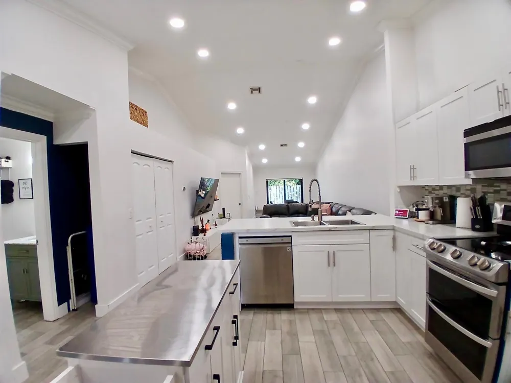 11173 NW 38TH PLACE Sunrise, FL 33351