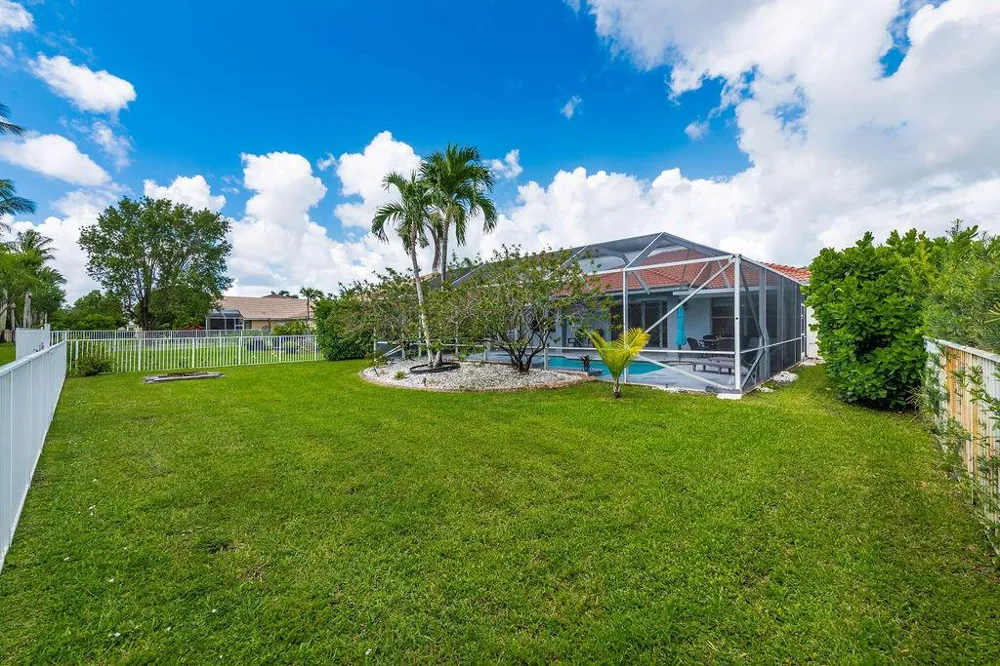 116 BELLA VISTA WAY Royal Palm Beach, FL 33411