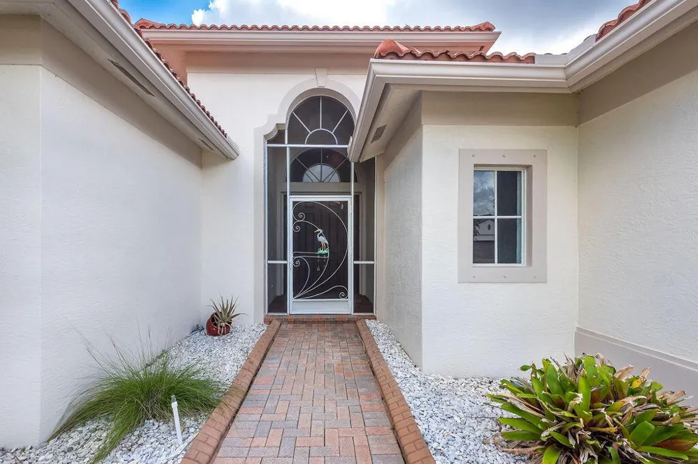 116 BELLA VISTA WAY Royal Palm Beach, FL 33411