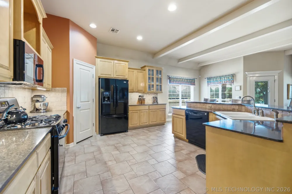 114 E 125th Court S Jenks, OK 74037