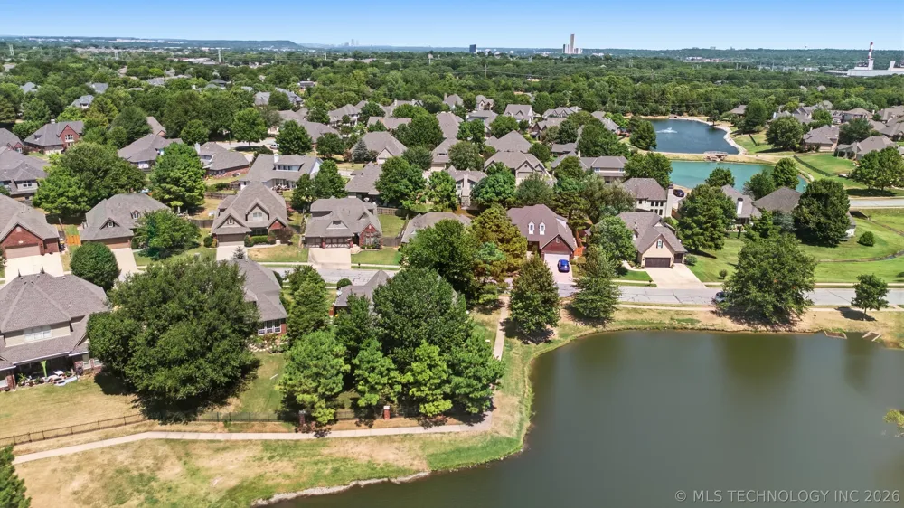 114 E 125th Court S Jenks, OK 74037