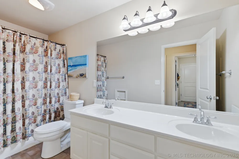114 E 125th Court S Jenks, OK 74037