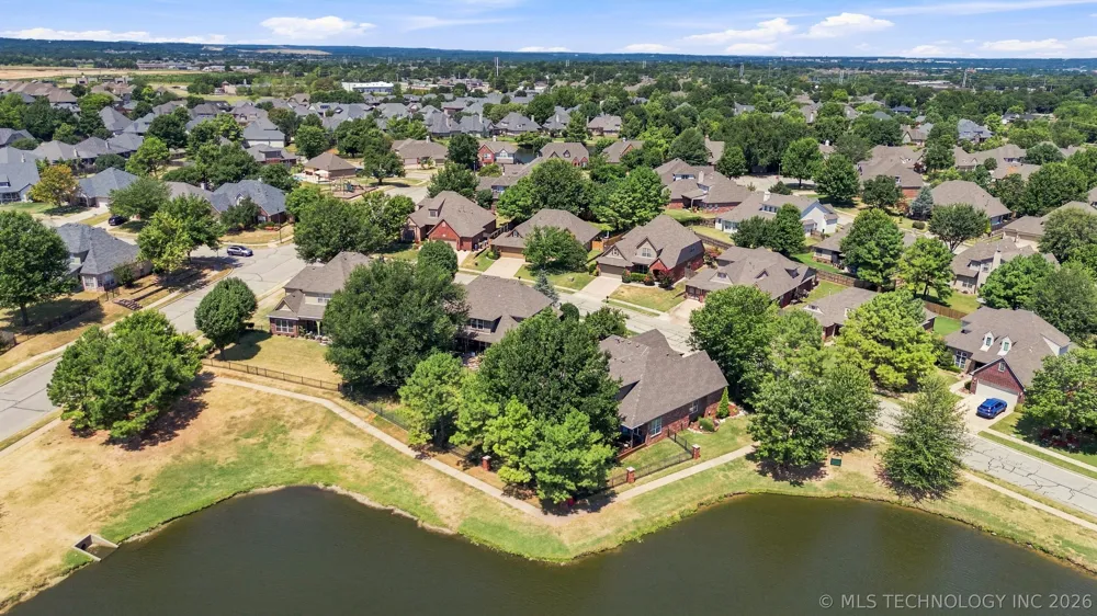 114 E 125th Court S Jenks, OK 74037
