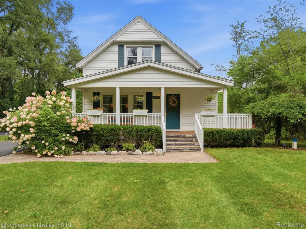 11705 Larkins Road Brighton Township, MI 48114