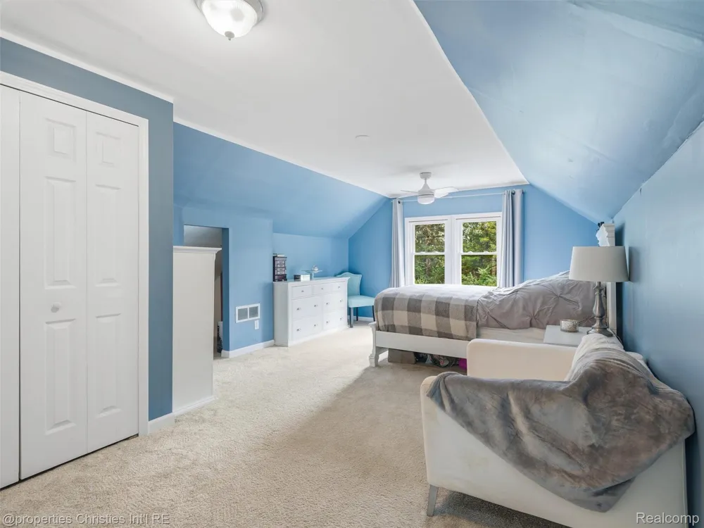 11705 Larkins Road Brighton Township, MI 48114
