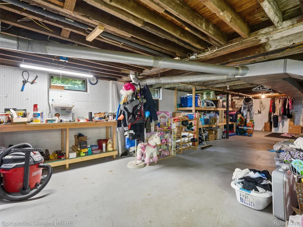 11705 Larkins Road Brighton Township, MI 48114