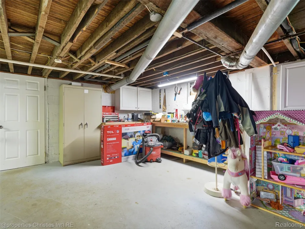 11705 Larkins Road Brighton Township, MI 48114