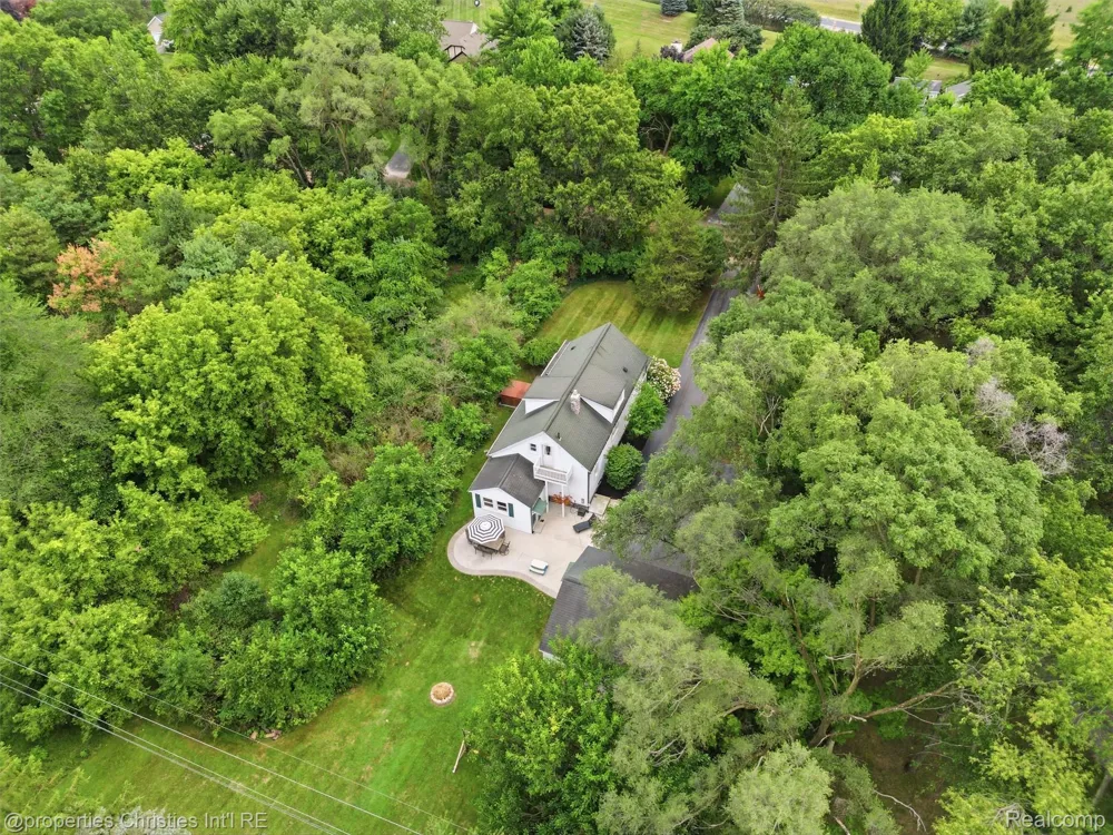 11705 Larkins Road Brighton Township, MI 48114