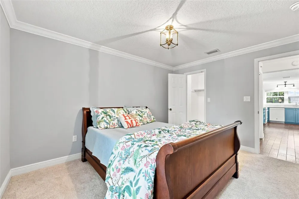 1431 PALM AVENUE Winter Park, FL 32789