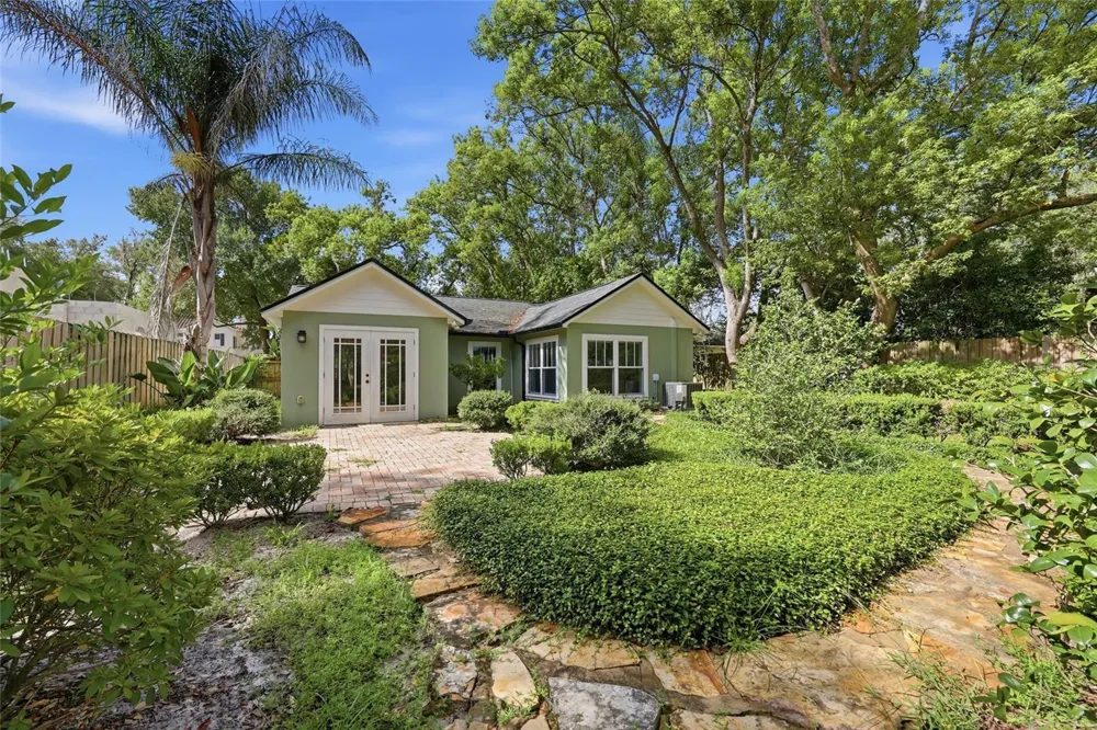 1431 PALM AVENUE Winter Park, FL 32789