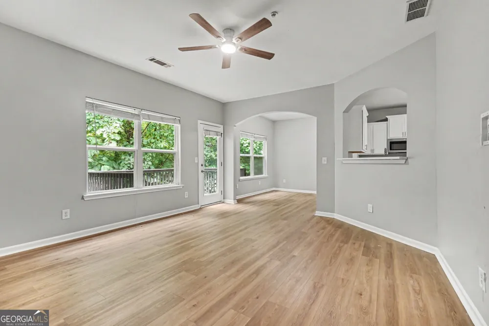 208 Ranier CT Canton, GA 30114