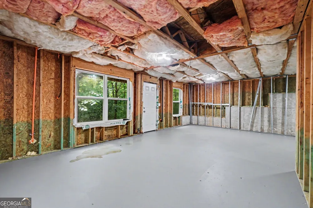 208 Ranier CT Canton, GA 30114