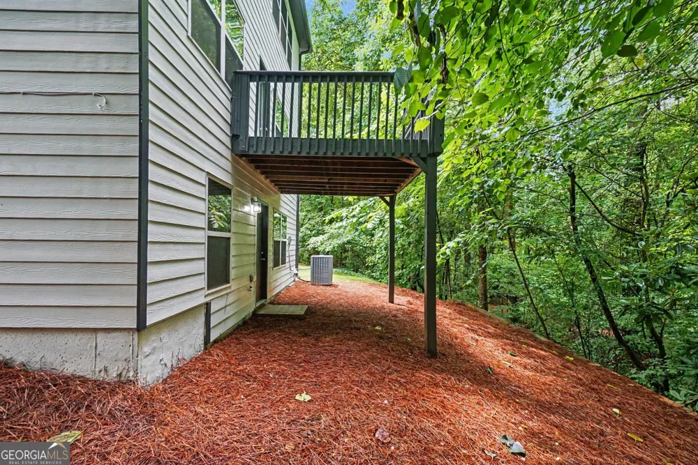 208 Ranier CT Canton, GA 30114