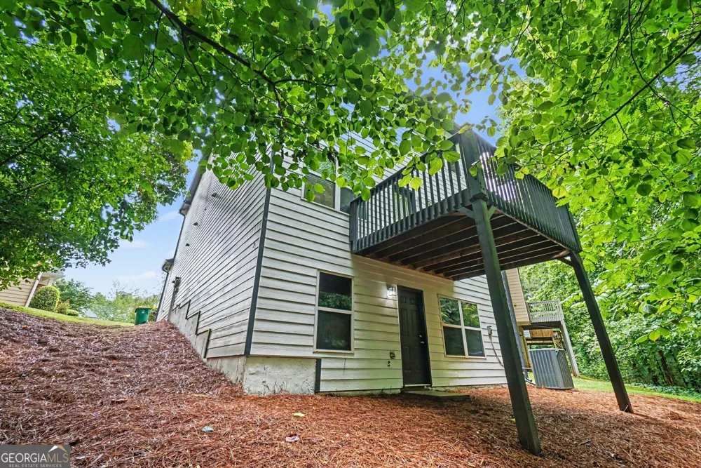 208 Ranier CT Canton, GA 30114