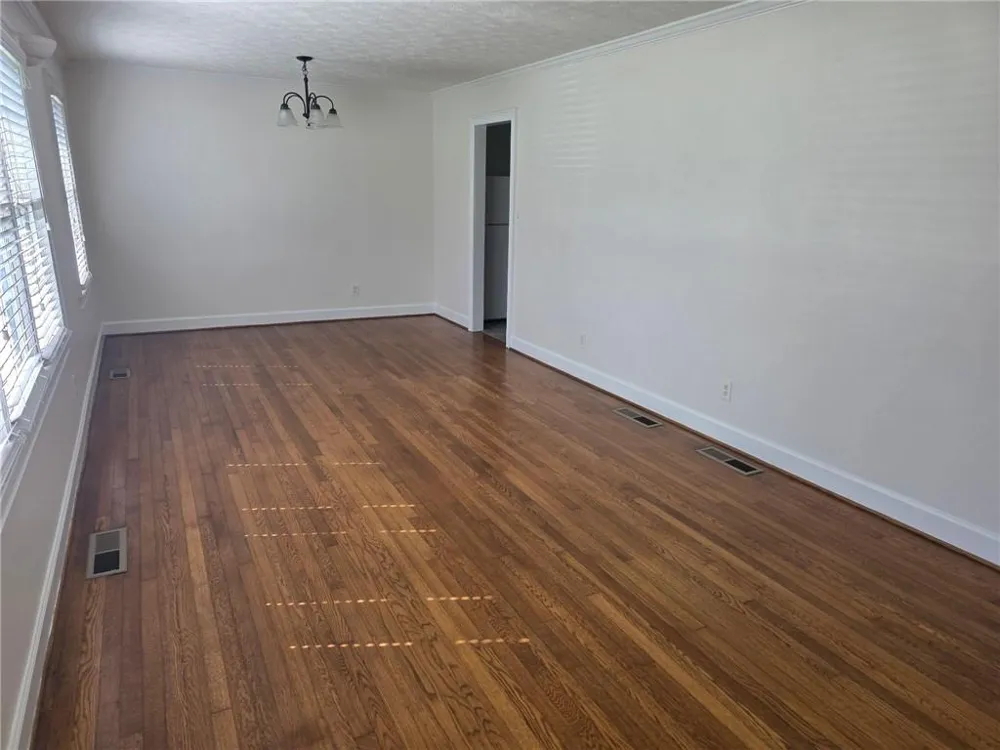 1579 Rockbridge Road Stone Mountain, GA 30087