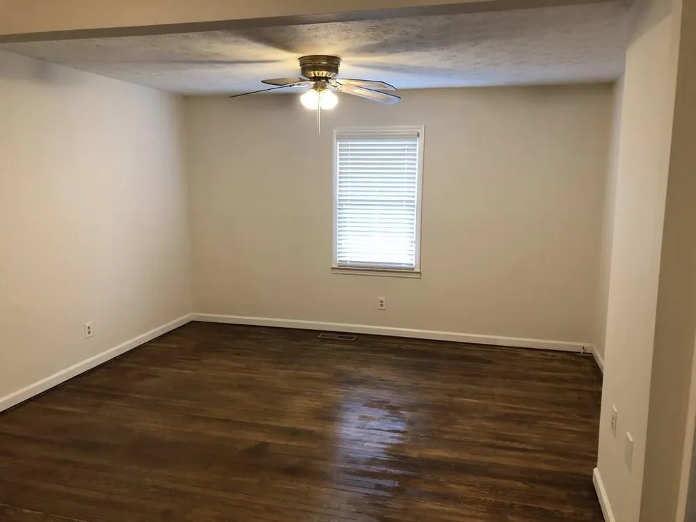 1579 Rockbridge Road Stone Mountain, GA 30087