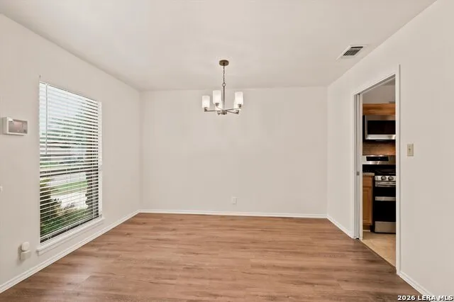 7829 VILLAGE OAK DR Live Oak, TX 78233
