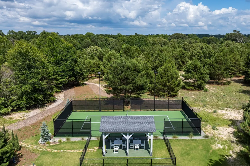 7 Windward Court Athens, TX 75752