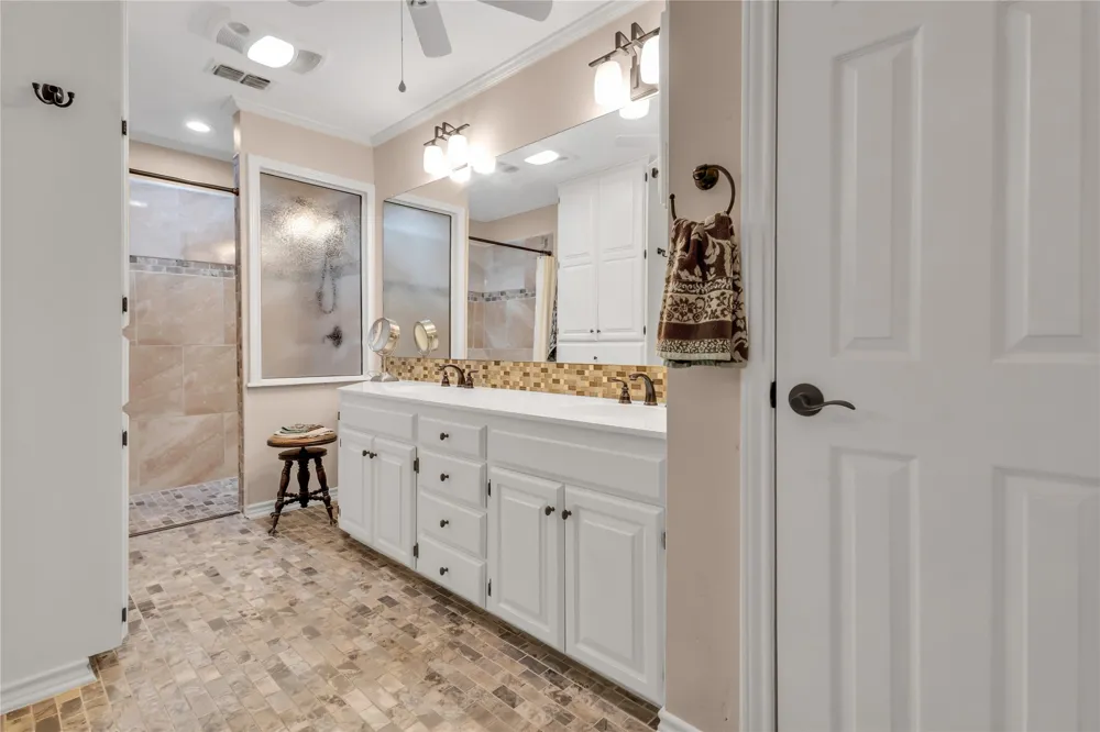 501 Hyde Park Tyler, TX 75701