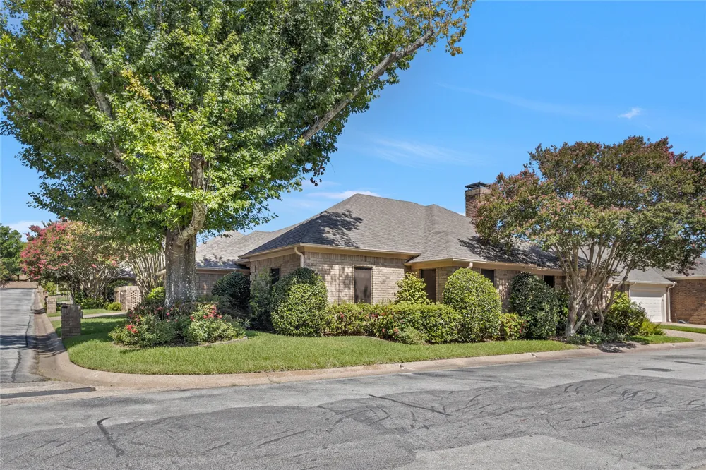 501 Hyde Park Tyler, TX 75701