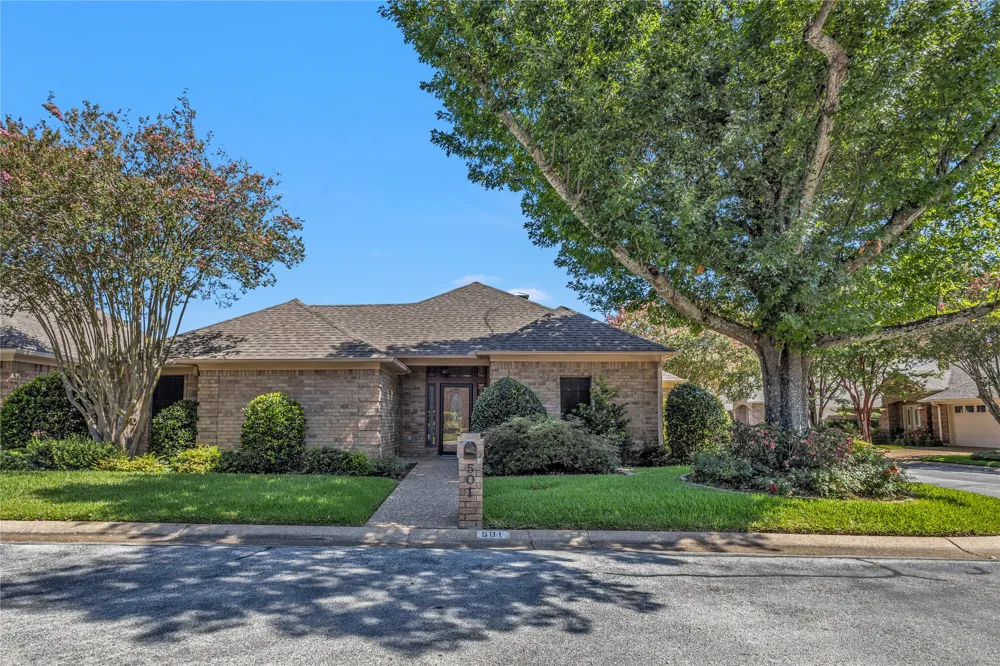 501 Hyde Park Tyler, TX 75701