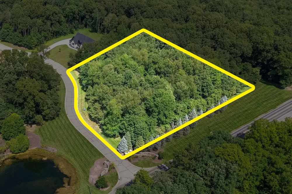 Pine Ridge Drive #9 Niles, MI 49120