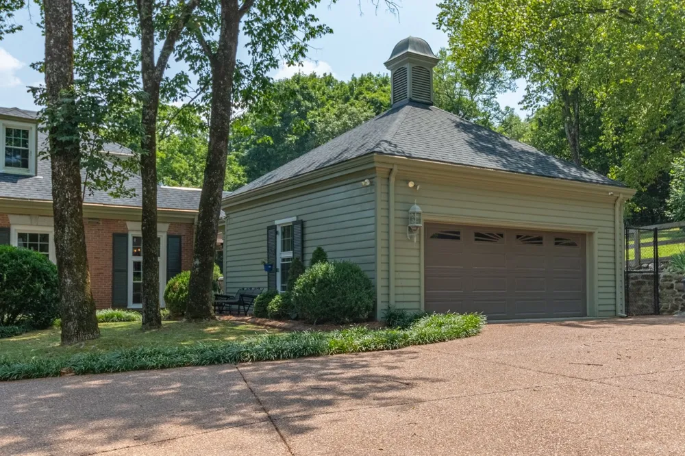 750 Lakehill Cir Lewisburg, TN 37091