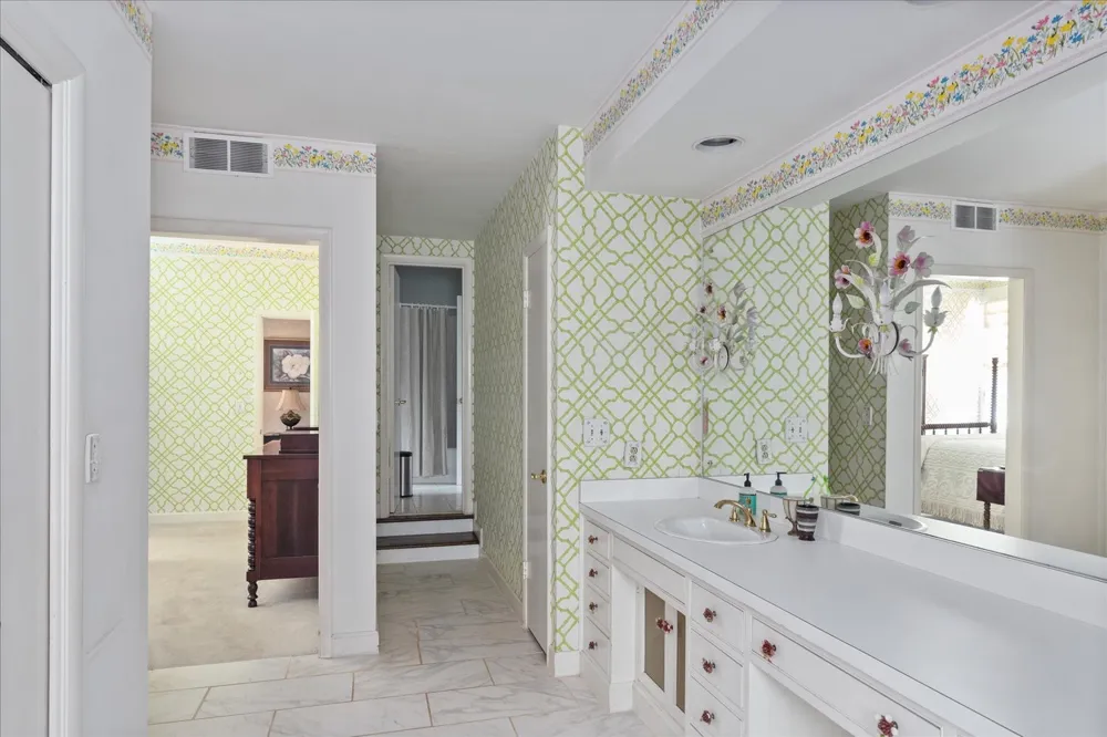 750 Lakehill Cir Lewisburg, TN 37091