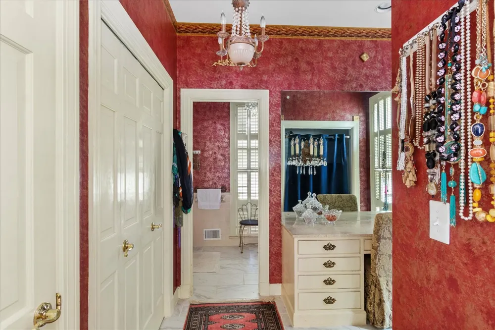 750 Lakehill Cir Lewisburg, TN 37091